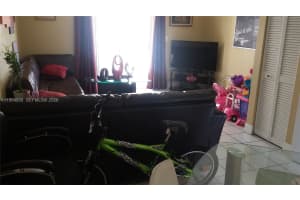 3021 W 76 St C212 Hialeah Gardens, FL 33018 - MLS#A11954935