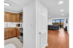 3675 N Country Club Dr 410 Aventura, FL 33180 - MLS#A11954944