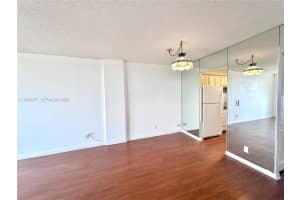 250 Jacaranda Dr 507 Plantation, FL 33324 - MLS#A11954975