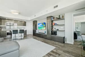 650 Ne 32nd St 4008, Miami