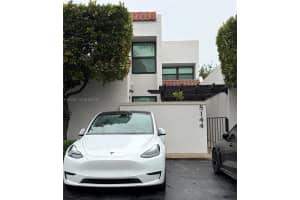 8144 Sw 86th Ter, Miami