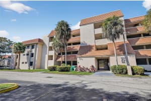 491 Ives Dairy Rd Apt 306-5, Miami, FL 33179, - MLS#A11955081