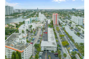 3177 S Ocean Dr 309 Hallandale Beach, FL 33009 - MLS#A11955084