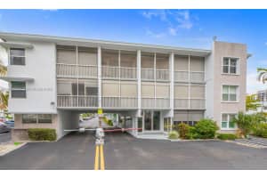 3177 S Ocean Dr 309 Hallandale Beach, FL 33009 - MLS#A11955084