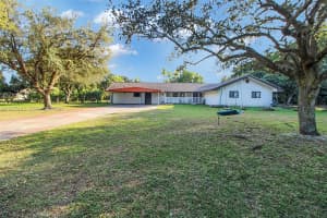 18280 Sw 202nd St Miami, FL 33187 - MLS#A11955135