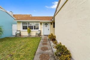 1366 Osprey Ct Homestead, FL 33035 - MLS#A11955203