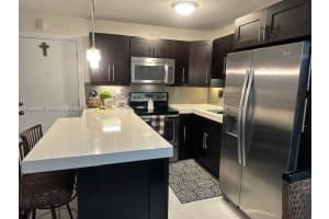 7230 Fairway Dr F7 Miami Lakes, FL 33014 - MLS#A11955230