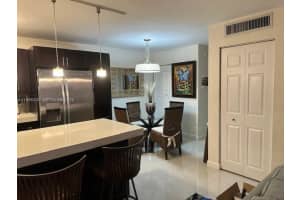 7230 Fairway Dr F7 Miami Lakes, FL 33014 - MLS#A11955230