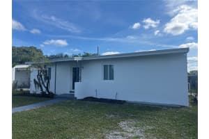 1308 Nw 13th Ct Fort Lauderdale, FL 33311 - MLS#A11955239