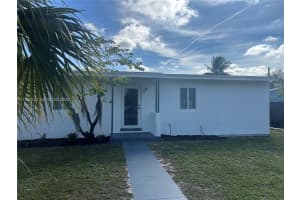 1308 Nw 13th Ct Fort Lauderdale, FL 33311 - MLS#A11955239