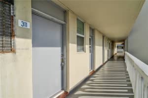 2861 Leonard Dr APT F311, Aventura, FL 33160, - MLS#A11955313