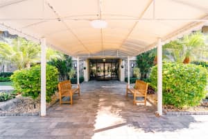 804 Cypress Grove Ln 308 Pompano Beach, FL 33069 - MLS#A11955325