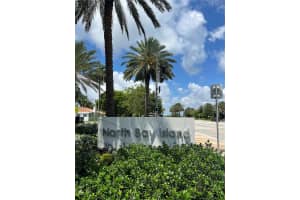 7601 Beachview Dr North Bay Village, FL 33141 - MLS#A11955338