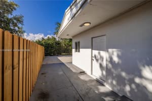 2729 Sw 18th St 2 Miami, FL 33145 - MLS#A11955367