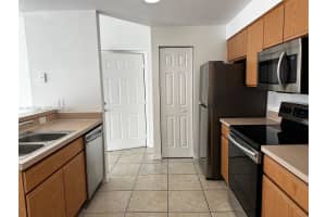 3502 Windy Walk Way 2111 Orlando, FL 32837 - MLS#A11955368