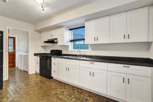 4987 Sw 25th Ave Dania Beach, FL 33312 - MLS#A11955406