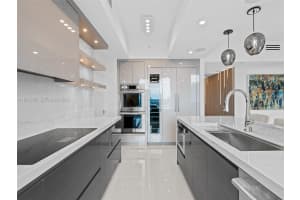 333 Las Olas Way 3106 Fort Lauderdale, FL 33301 - MLS#A11955407