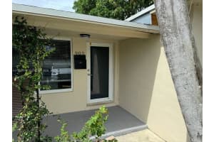 905 Ne 7th St 0 Hallandale Beach, FL 33009 - MLS#A11955476