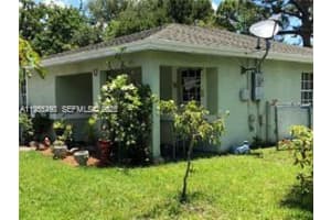 700 Nw 19th Ter 0 Fort Lauderdale, FL 33311 - MLS#A11955490