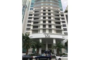 950 N Brickell Bay Dr 3002 Miami, FL 33131 - MLS#A11955492
