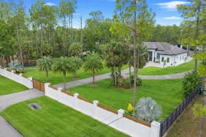 1161 22nd Ave Ne Naples, FL 34120 - Off Market