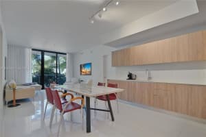 2960 2960 Ne 207th St 615 Aventura, FL 33180 - MLS#A11955531