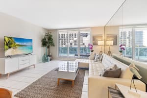 2301 Collins Ave 404 Miami Beach, FL 33139 - MLS#A11955534