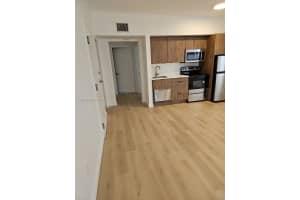 557 Michigan Ave 211 W/parking Miami Beach, FL 33139 - MLS#A11955546