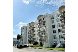 9310 Fontainebleau Blvd 203, Miami 9310 Fontainebleau Blvd 203, Miami