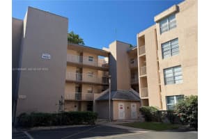 9495 Evergreen Pl 102 Davie, FL 33324 - MLS#A11955569