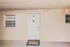 9495 Evergreen Pl 102 Davie, FL 33324 - MLS#A11955569