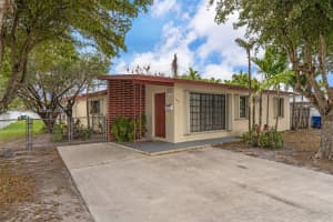 11401 Sw 57th St Miami, FL 33173 - MLS#A11955599