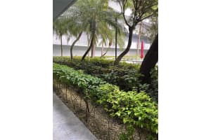 8251 Nw 8th St 108 Miami, FL 33126 - MLS#A11955610