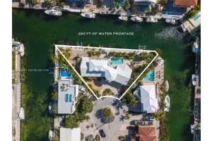 44 W Plaza Del Lago, Islamorada, FL 33036, - MLS#A11955613