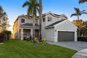 1828 Aspen Ln Weston, FL 33327 - MLS#A11955619