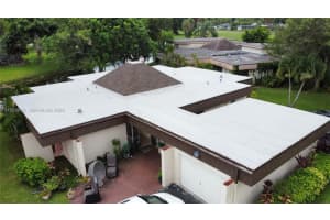 5700 White Hickory Cir Tamarac, FL 33319 - MLS#A11955634