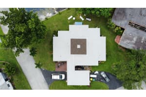 5700 White Hickory Cir Tamarac, FL 33319 - MLS#A11955634