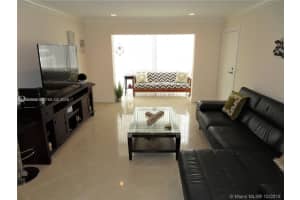 6471 Bay Club Dr 2 Fort Lauderdale, FL 33308 - MLS#A11955646