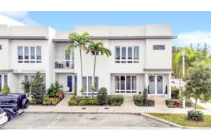 10424 Nw 66th St Doral, FL 33178 - MLS#A11955667
