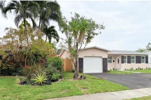 4241 Thomas St, Hollywood