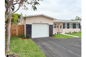 4241 Thomas St Hollywood, FL 33021 - MLS#A11955756