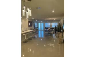 6484 Nw 103rd Place 6484 Doral, FL 33178 - MLS#A11955760