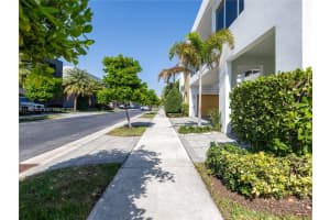 7451 Nw 103rd Ct 0 Doral, FL 33178 - Off Market