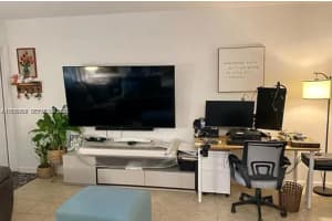 1425 Arthur St 115b Hollywood, FL 33020 - MLS#A11955782