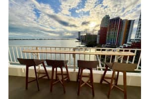 200 Se 15th Rd 15c, Miami