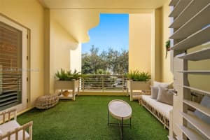 211 Zoe Way, Miami Beach