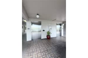 901 Colony Point Cir 505 Pembroke Pines, FL 33026 - MLS#A11955819