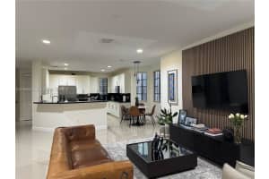 1547 Passion Vine Cir 5-3 Weston, FL 33326 - MLS#A11955822