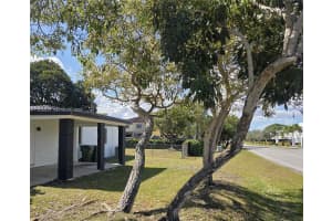 1044 Ne 4th Ave Homestead, FL 33030 - MLS#A11955824