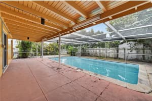 5700 Nw 111th Ter Hialeah, FL 33012 - MLS#A11955846